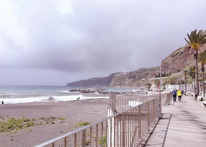 Angela's Loft Tatil Evi