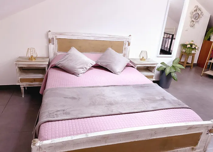 Angela's Loft Tatil Evi *