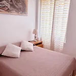 Angela's Loft بيت للعطل *