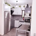Angela's Loft بيت للعطل